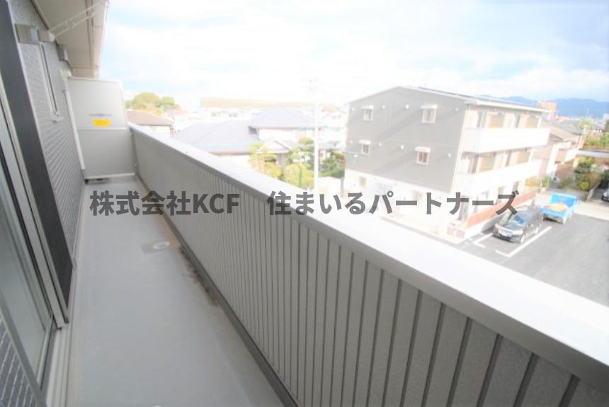 バルコニー　落ち着いた時間を過ごせるバルコニーです