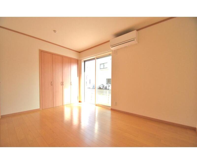 居室・リビング　【南向き日当たり良好】