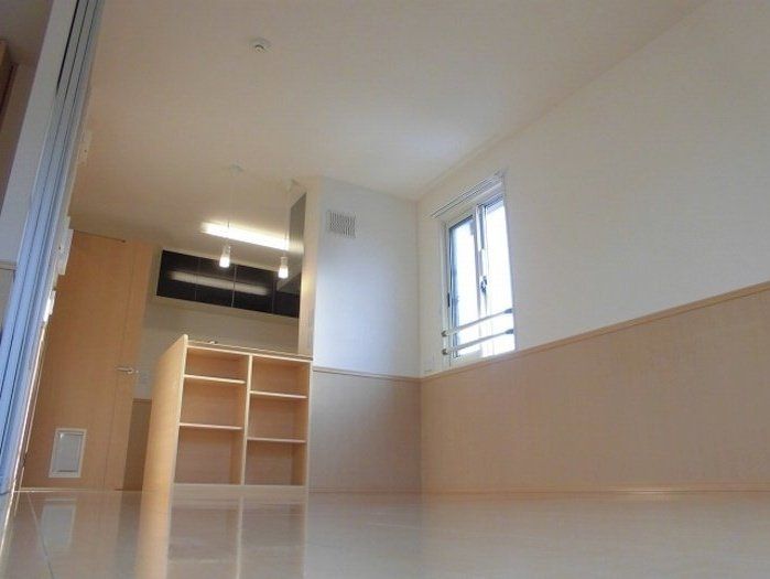 居室・リビング　※別号室参考写真