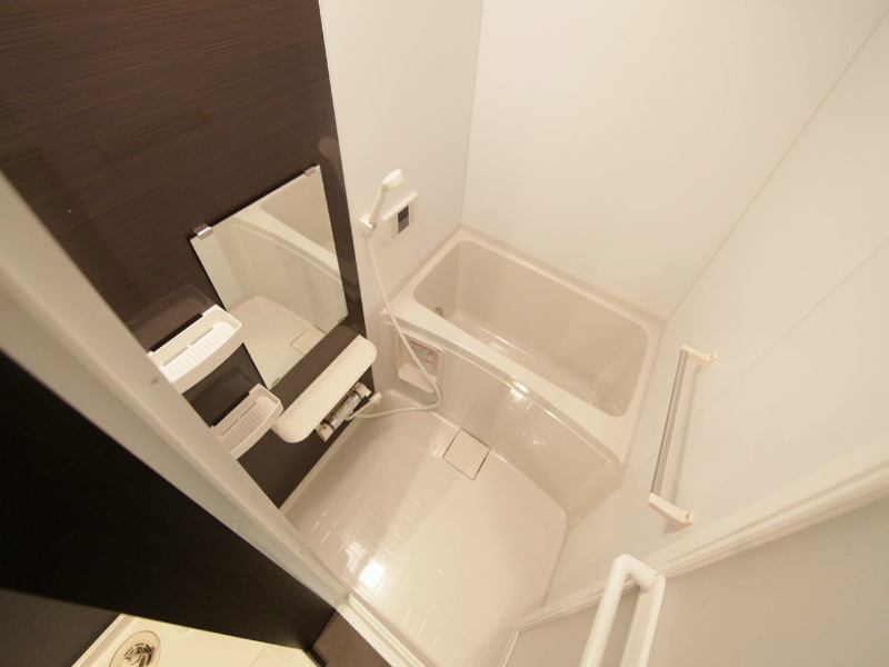 バス・シャワールーム　追い焚き付　オートバス機能付バスルーム