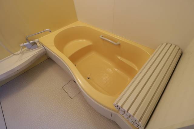 バス・シャワールーム　広々浴室！