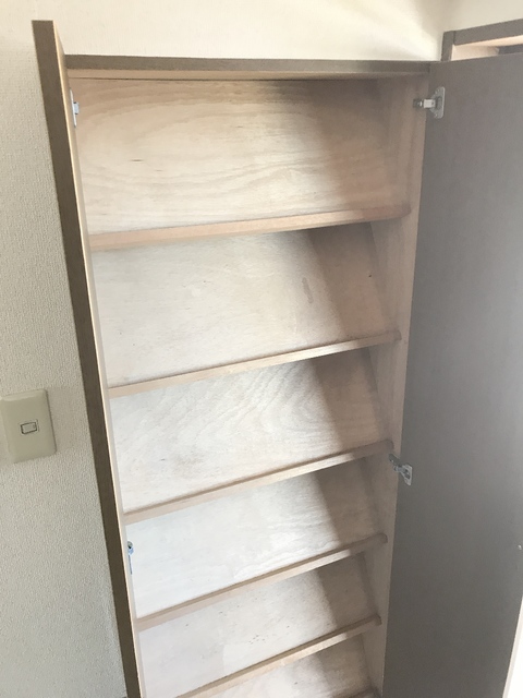 玄関　※別のお部屋の参考画像です。現況優先。