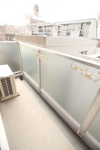 バルコニー　（別タイプ参考写真）AXAS東十条アジールコート　北区東十条