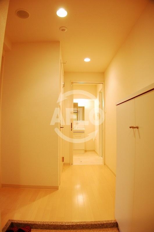 玄関　ルーチェ桜川　玄関