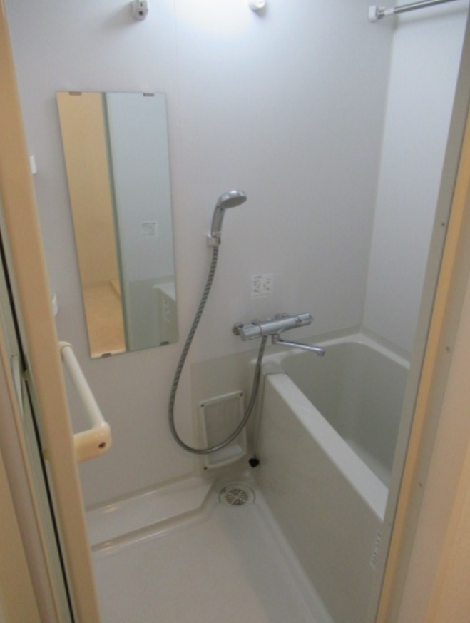 バス・シャワールーム　風呂