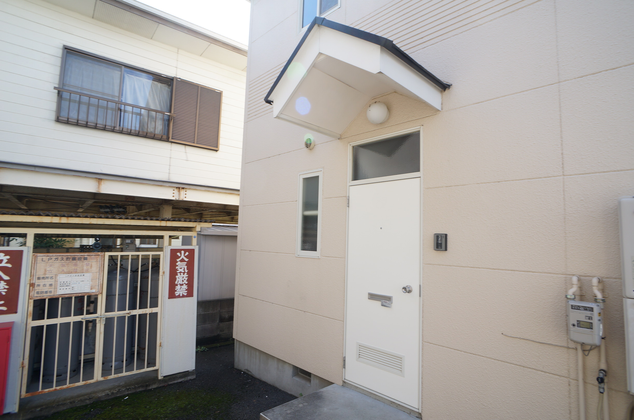 セキュリティ　TVモニター付きインターホン