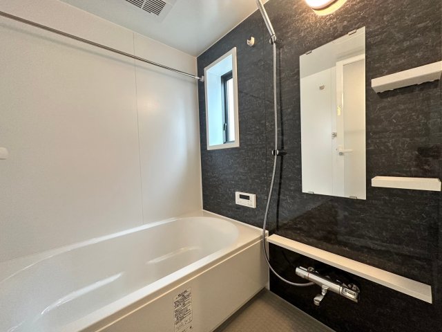 バス・シャワールーム　日々の疲れを癒すお風呂付です