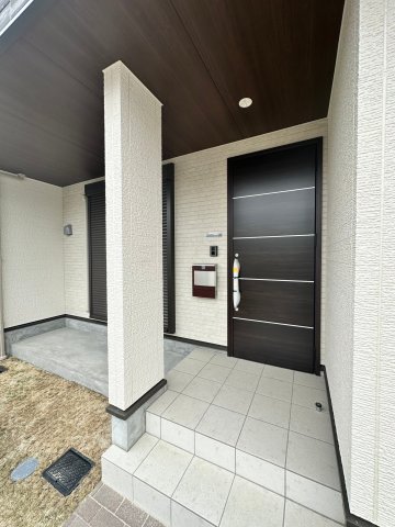 玄関　ゆったりとした玄関です