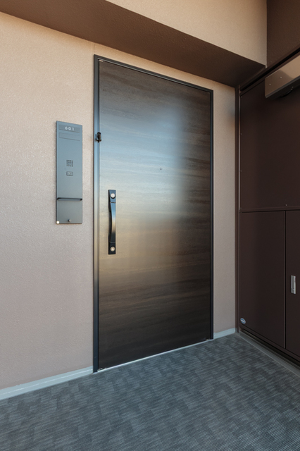 玄関　※写真は同タイプ住戸です。