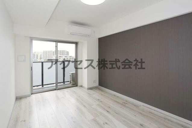 居室・リビング　※同建物別室、参考写真