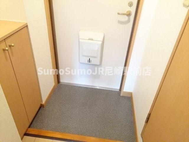 玄関　落ち着いた玄関です