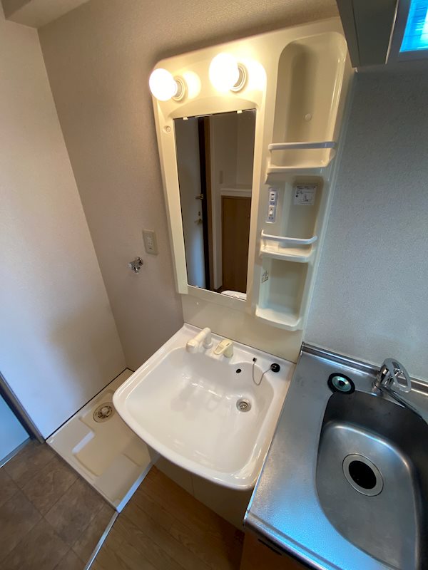 洗面設備　※別のお部屋の写真です