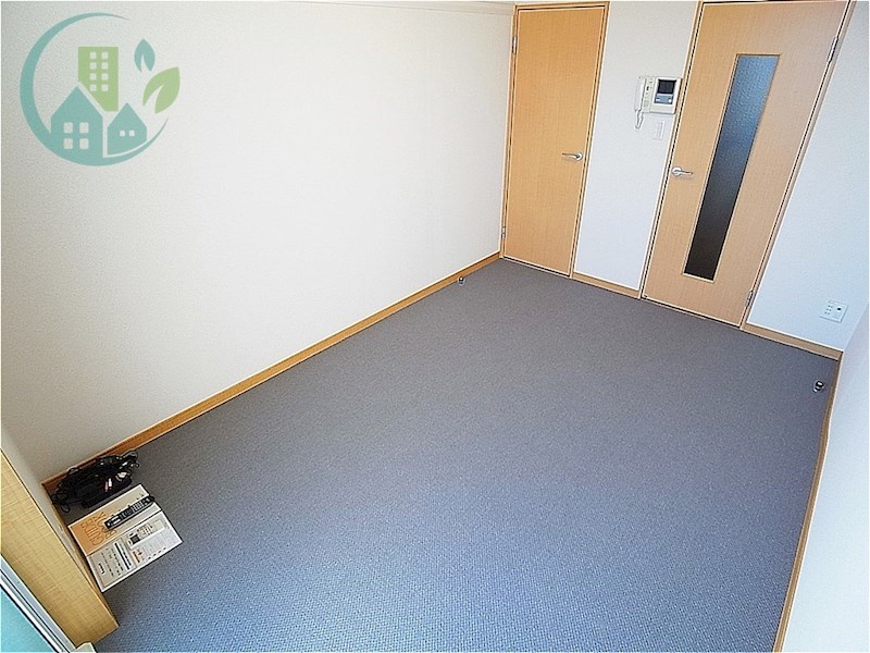 居室・リビング　レオパレストライズ2（家具・家電付、仲介手数料不要）