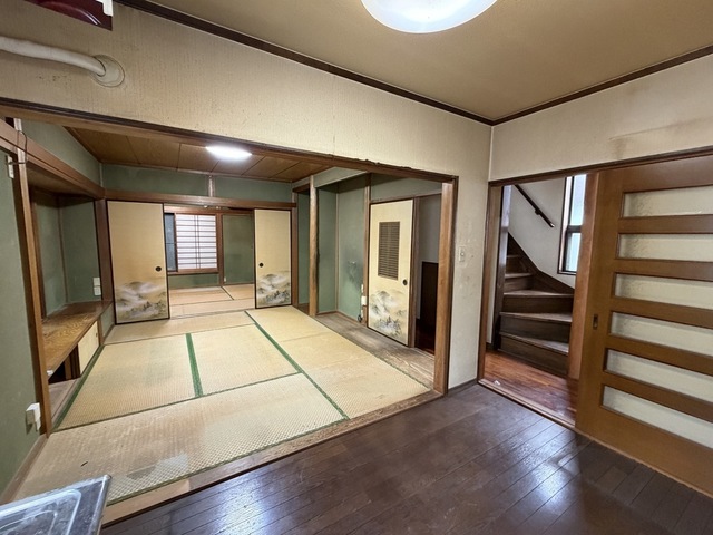 居室・リビング　クロス貼替、畳表替え、襖・障子貼替予定（２０２６．４月）