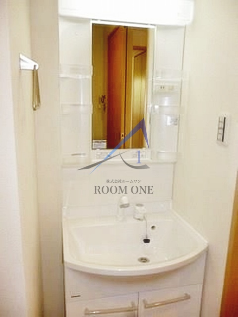 洗面設備　洗面台です。