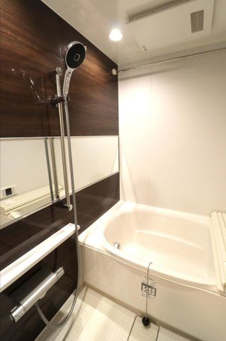 バス・シャワールーム　☆ゆったりくつろげるお風呂☆