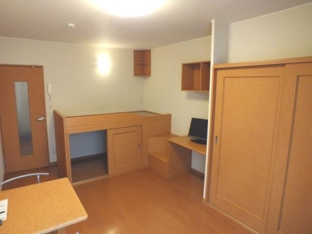 居室・リビング　キッチン