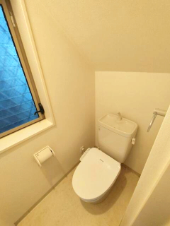 トイレ　落ち着いたトイレです