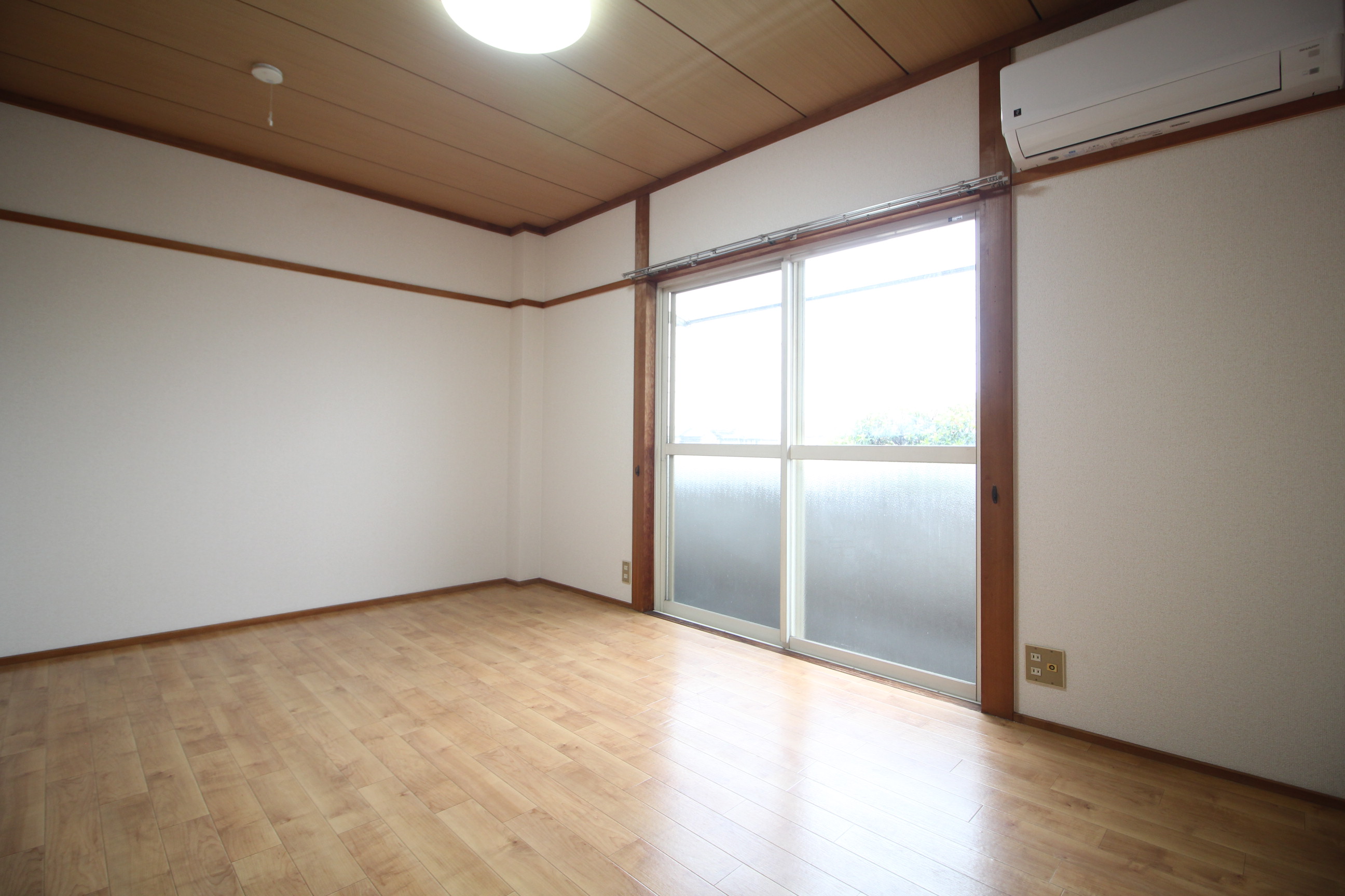 その他部屋・スペース　シンプルな6帖居室♪