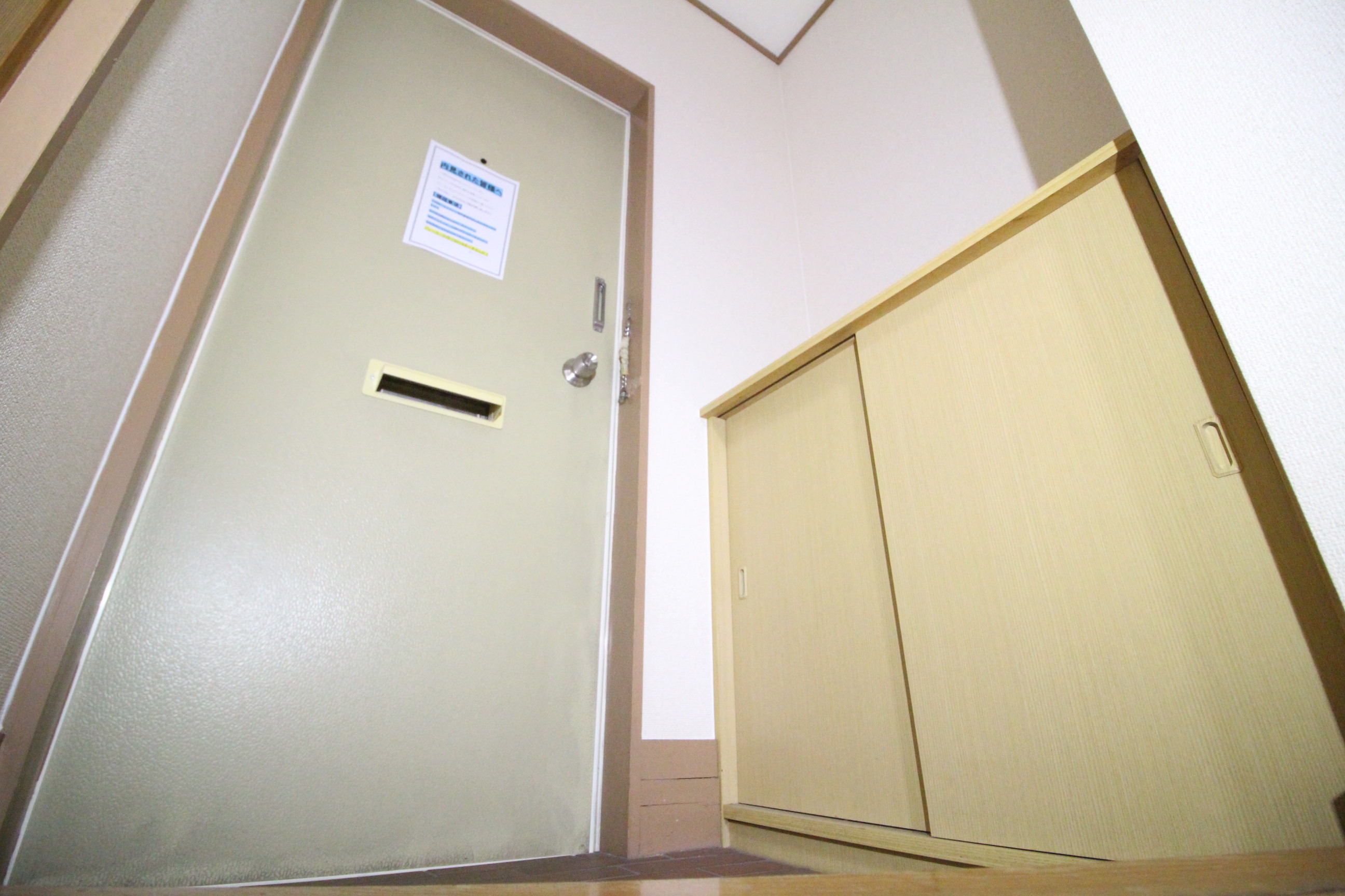 玄関　シューズBOXあります♪
