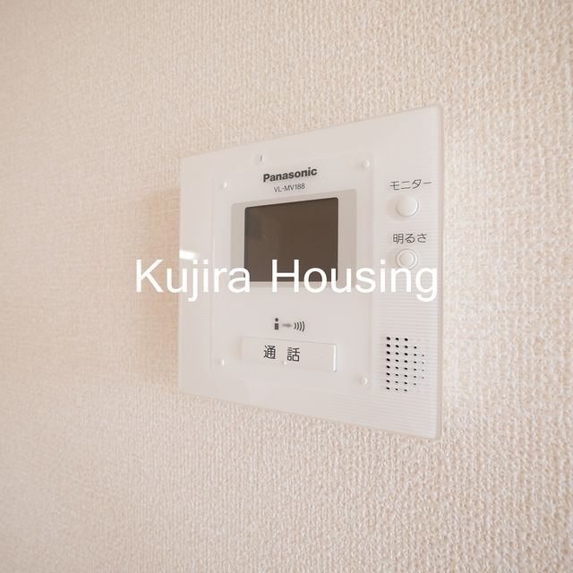 セキュリティ　モニターホンで来客確認できます♪