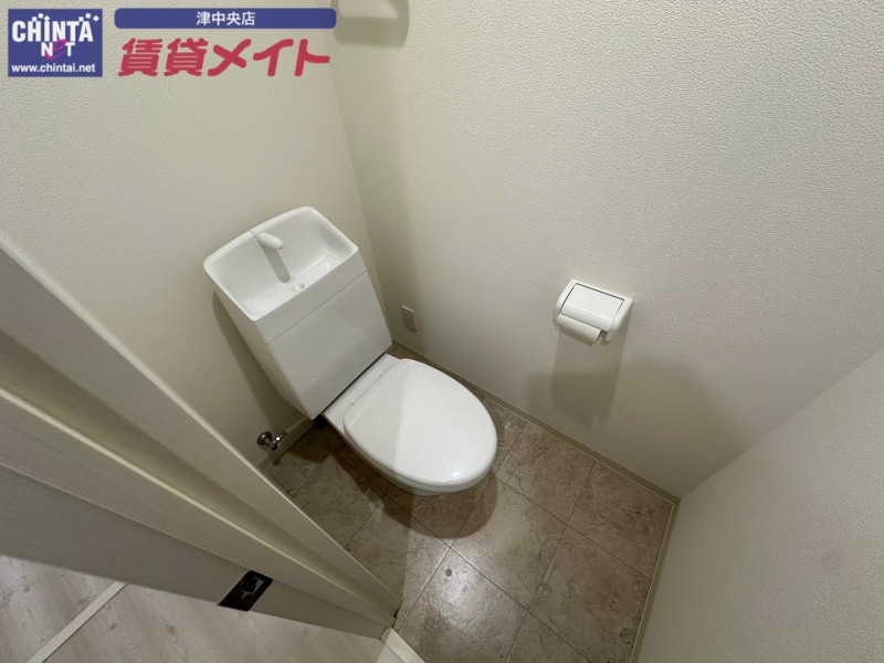 トイレ　別部屋参考写真です