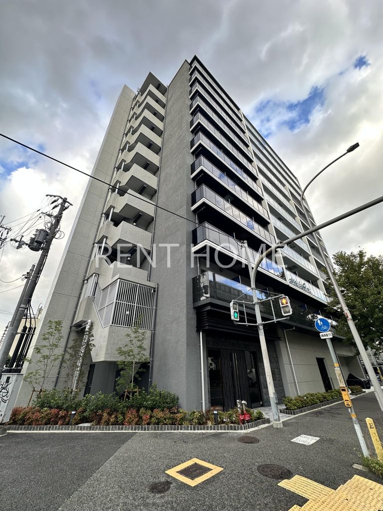 建物外観　RC造の11階建てマンションです。