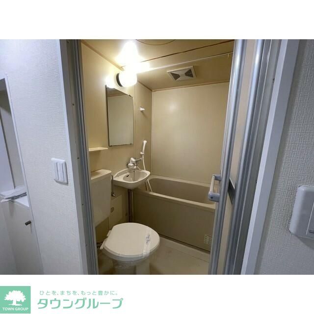 バス・シャワールーム