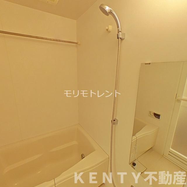 バス・シャワールーム　お風呂です