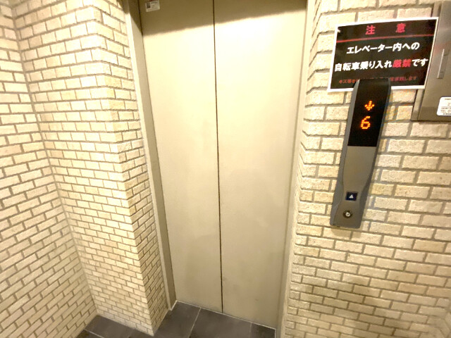 エントランス　エレベーター有ります！