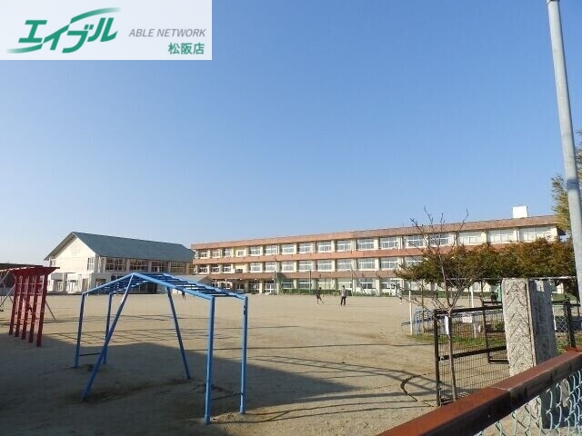 小学校　明和町立上御糸小学校（小学校）まで2148m