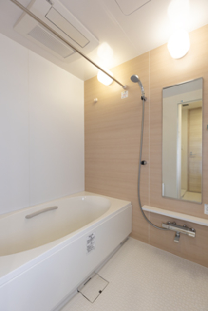バス・シャワールーム　※写真は同タイプ住戸です。