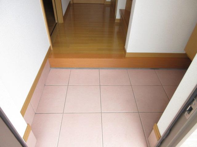 玄関　玄関内