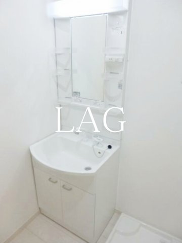 洗面設備　洗面台です。