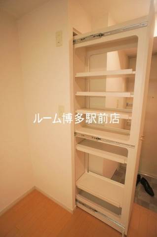 玄関　別号室