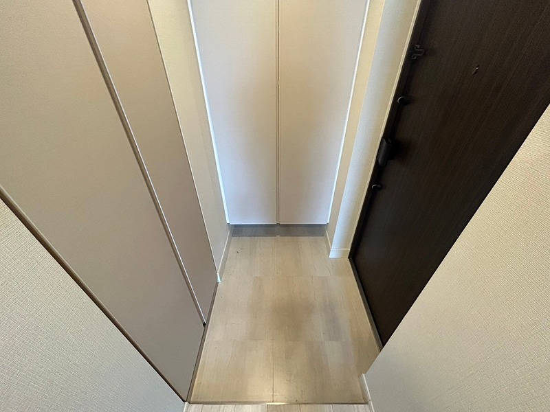 玄関　同シリーズ別部屋