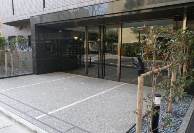 エントランス　ルーブル蒲田七番館