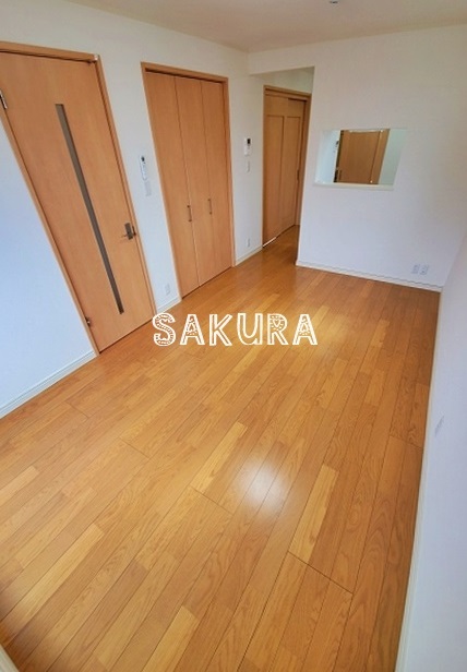 居室・リビング　開放感のあるゆったりとしたお部屋です♪