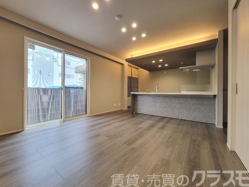 ラメゾンピック中百舌鳥IIの居間写真