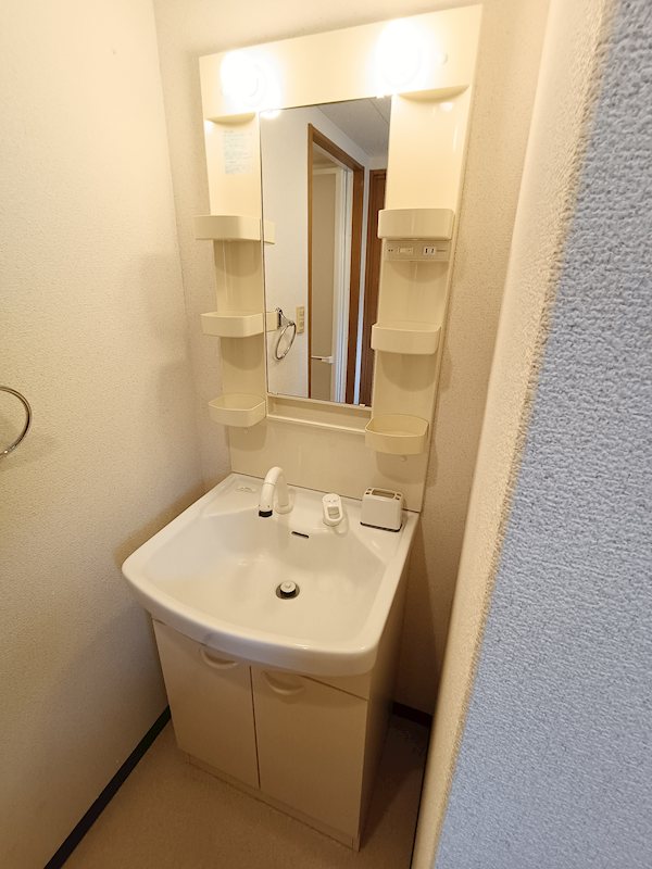 洗面設備　※同タイプ別居室のお写真です。