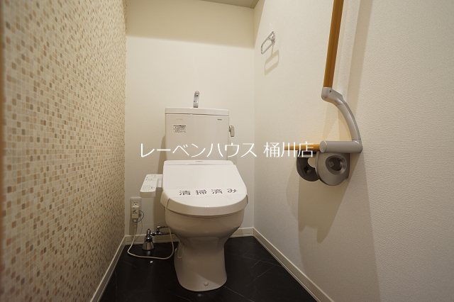 トイレ　レーベンハウス桶川店へ　048-787-5511