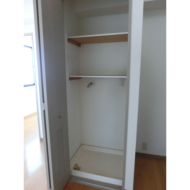 収納　同タイプ・別部屋