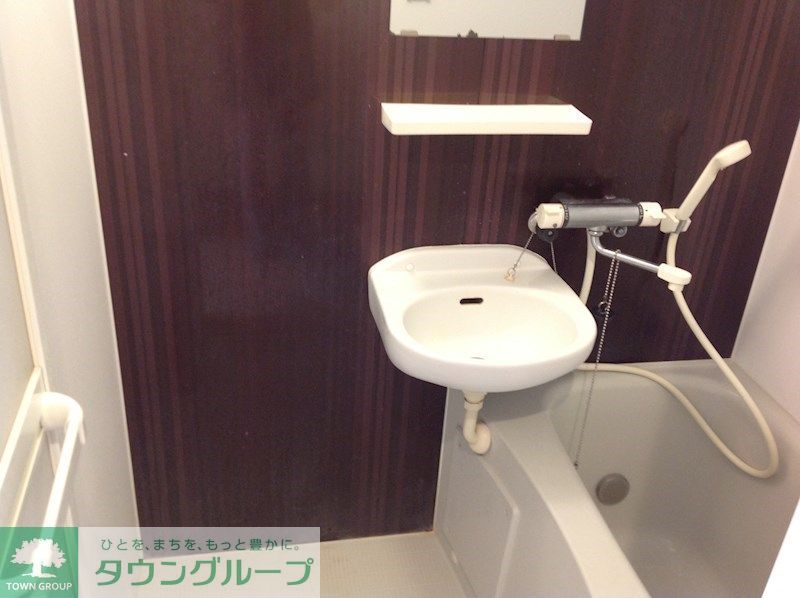 バス・シャワールーム