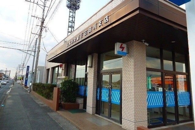 銀行　佐賀共栄銀行三田川支店（銀行）まで1300m
