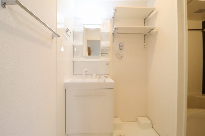 洗面設備　同物件別部屋写真