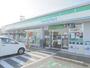 コンビニ　ファミリーマート鈴鹿寺家店（コンビニ）まで1062m
