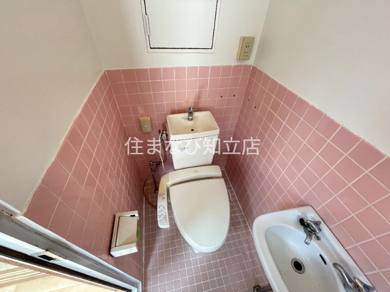 トイレ　別室同型写真