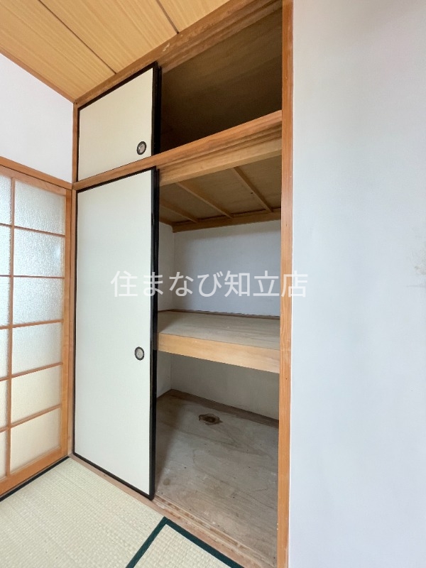 収納　別室同型写真