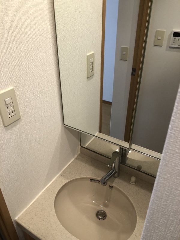 洗面設備　同物件別部屋写真