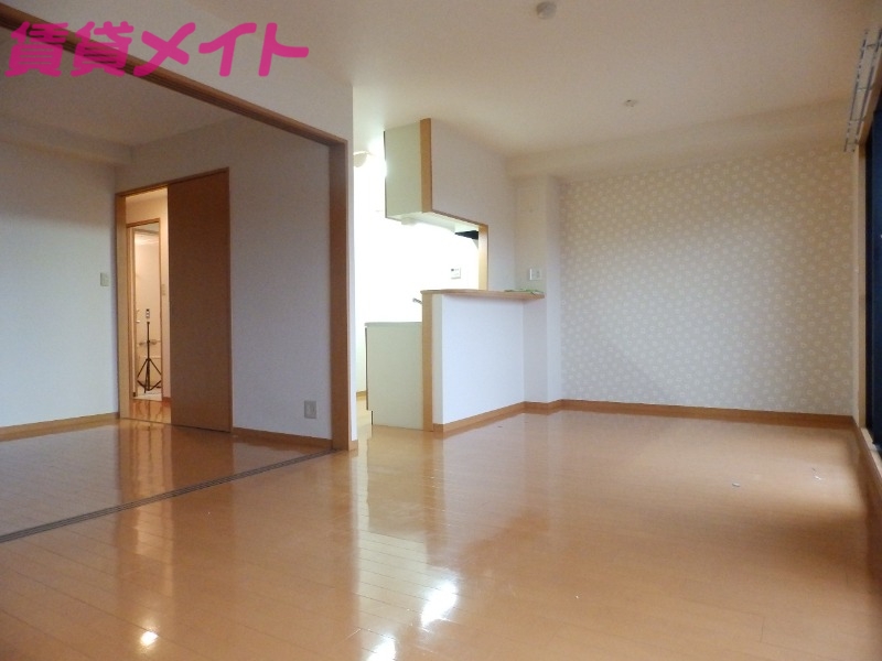 居室・リビング　同タイプ部屋写真です。